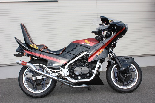 コミネタイプ デュアルハーフロケットカウル強化品 装着例 - F－AUTO