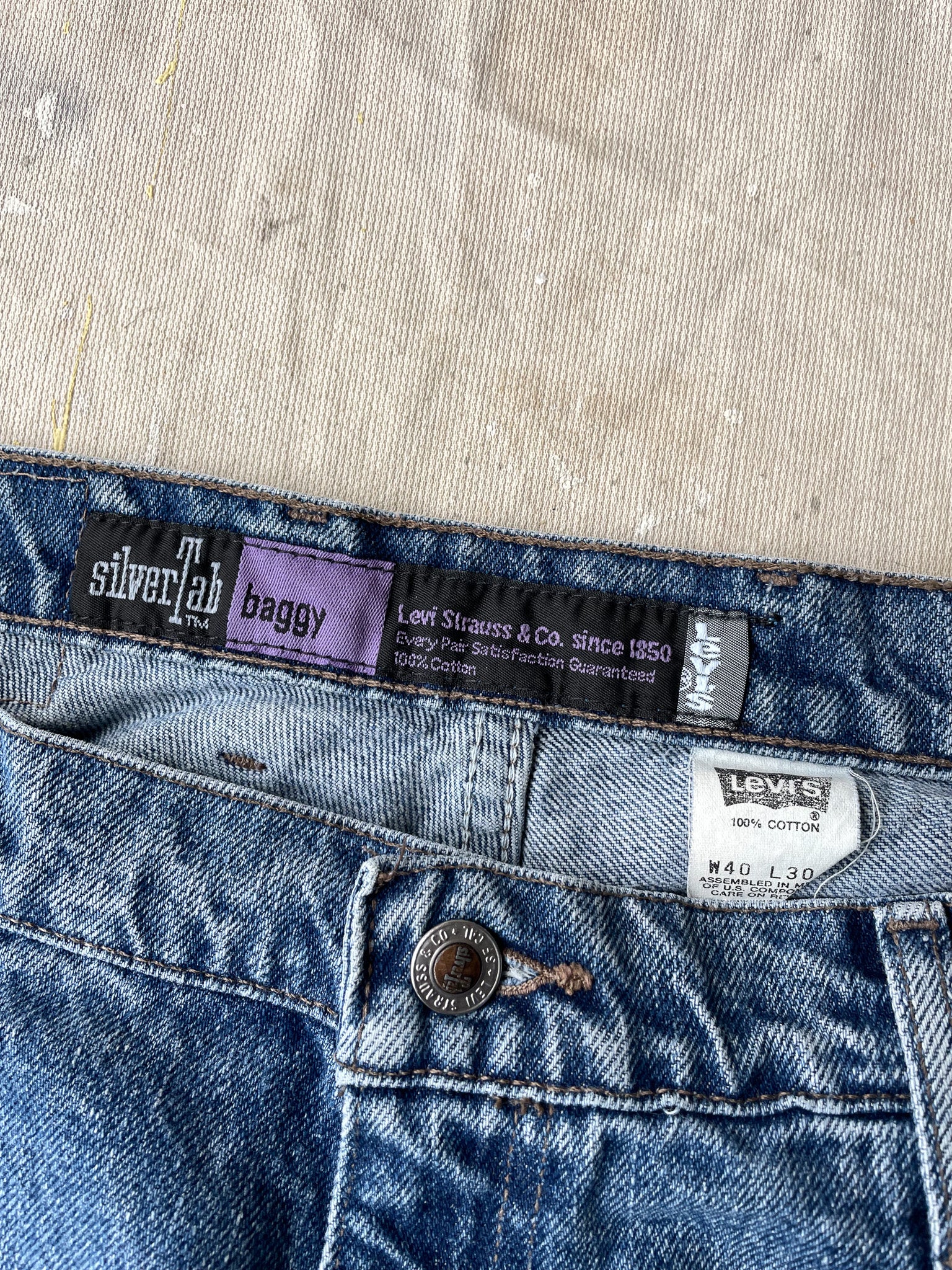 90's Levi's Silvertab Baggy Jeans—[38x30] – mahshu