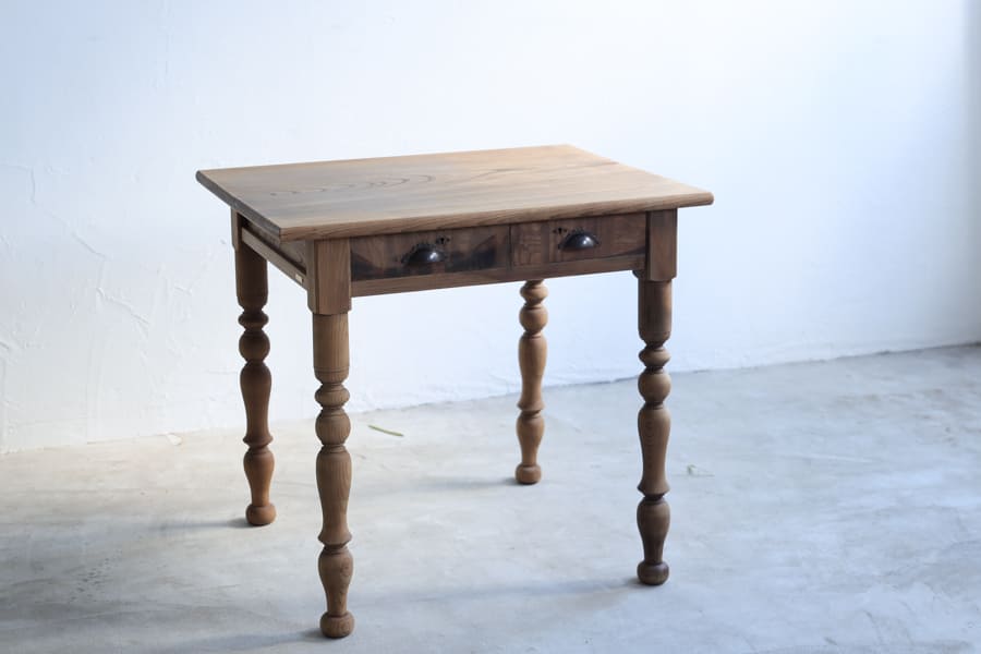 両引のろくろ脚のデスクの通販 | ライフスタイルショップICCA Online shop