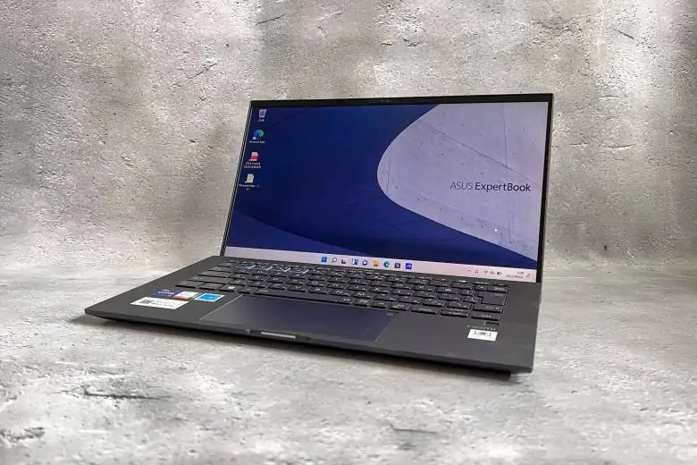 ☆超軽量×新品SSD1TB☆ ASUS ExpertBook B9 837 ☆超軽量×新品SSD1TB