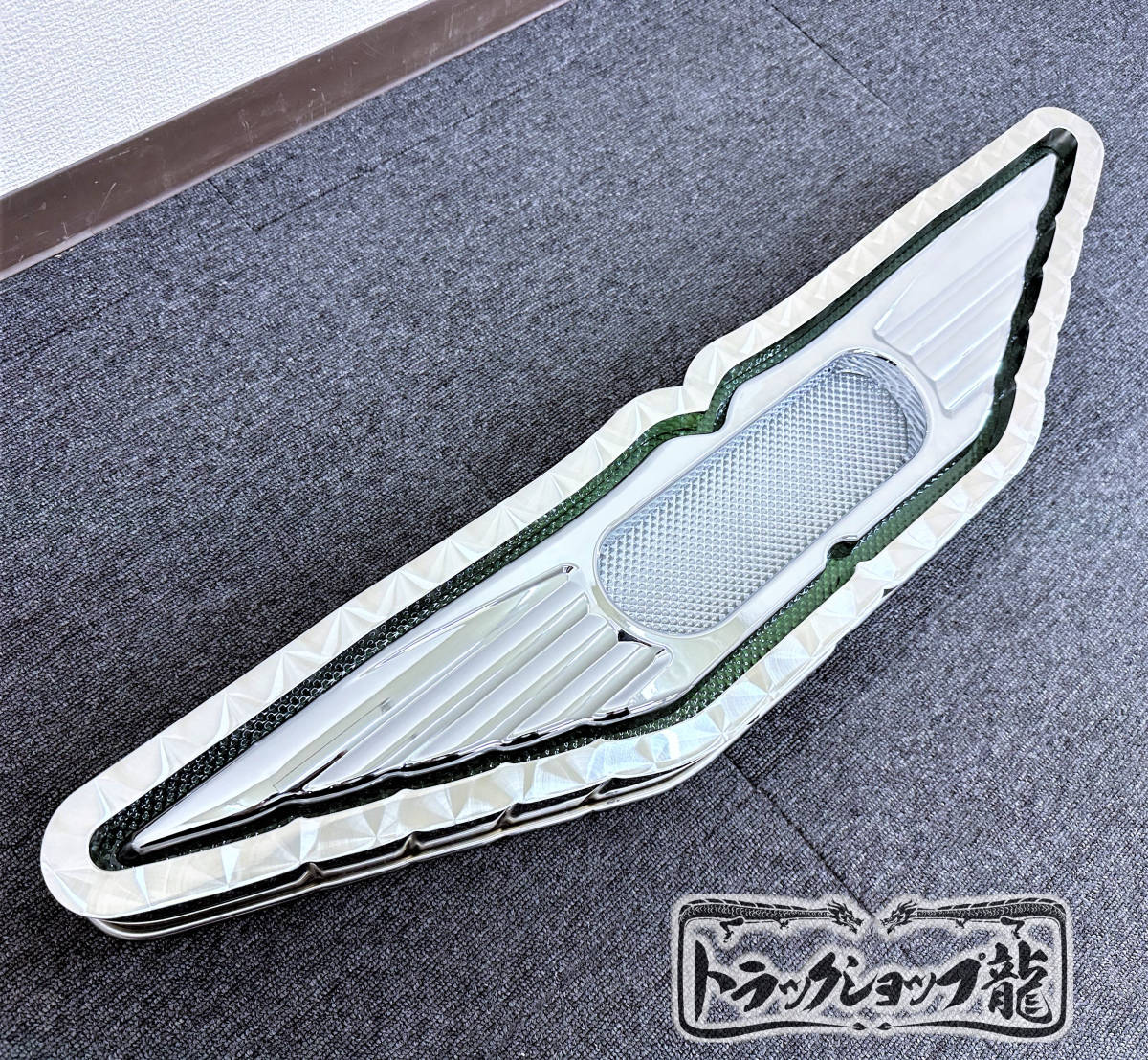 中型 バスマーク用部品 メッキ ウイングマーク 1枚 日野 バスマーク