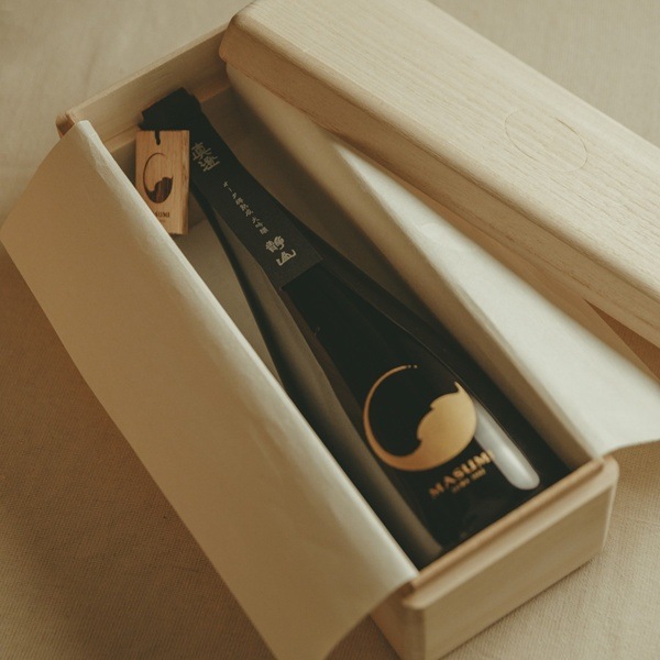 真澄 (ますみ) オーク樽熟成 大吟醸 静山 720ml [季節限定] ｜日本酒