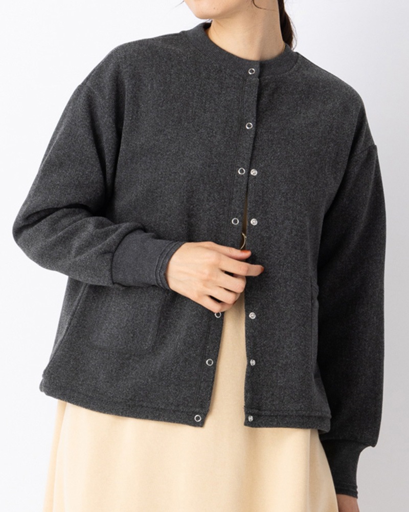 リブアクセントラウンドネックカーディガン | TOPS | 元町ゼラール公式