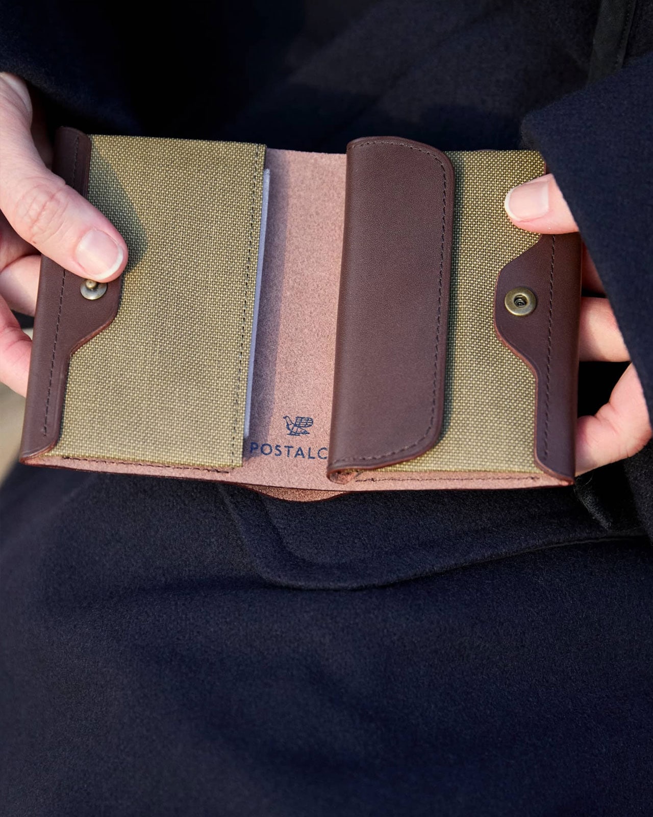 POSTALCO Card & Coin Wallet Olive Green | zuiun onlineshop