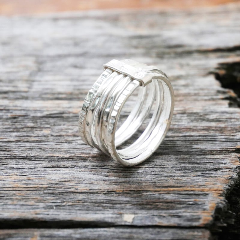 カレンシルバー5連リング 【メール便可】｜マライカ公式通販