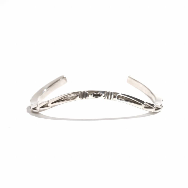 Jennifer Curtisジェニファーカーティスのバングル｜マライカ公式通販