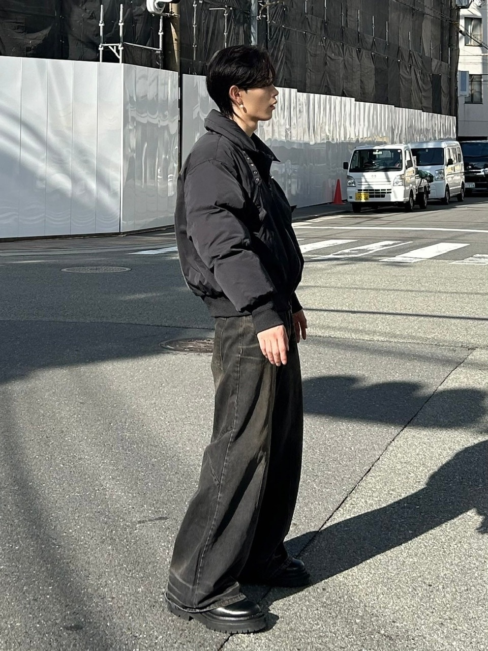 大阪店WEB限定受注制【Chikashitsu +】back snap wide flare denim