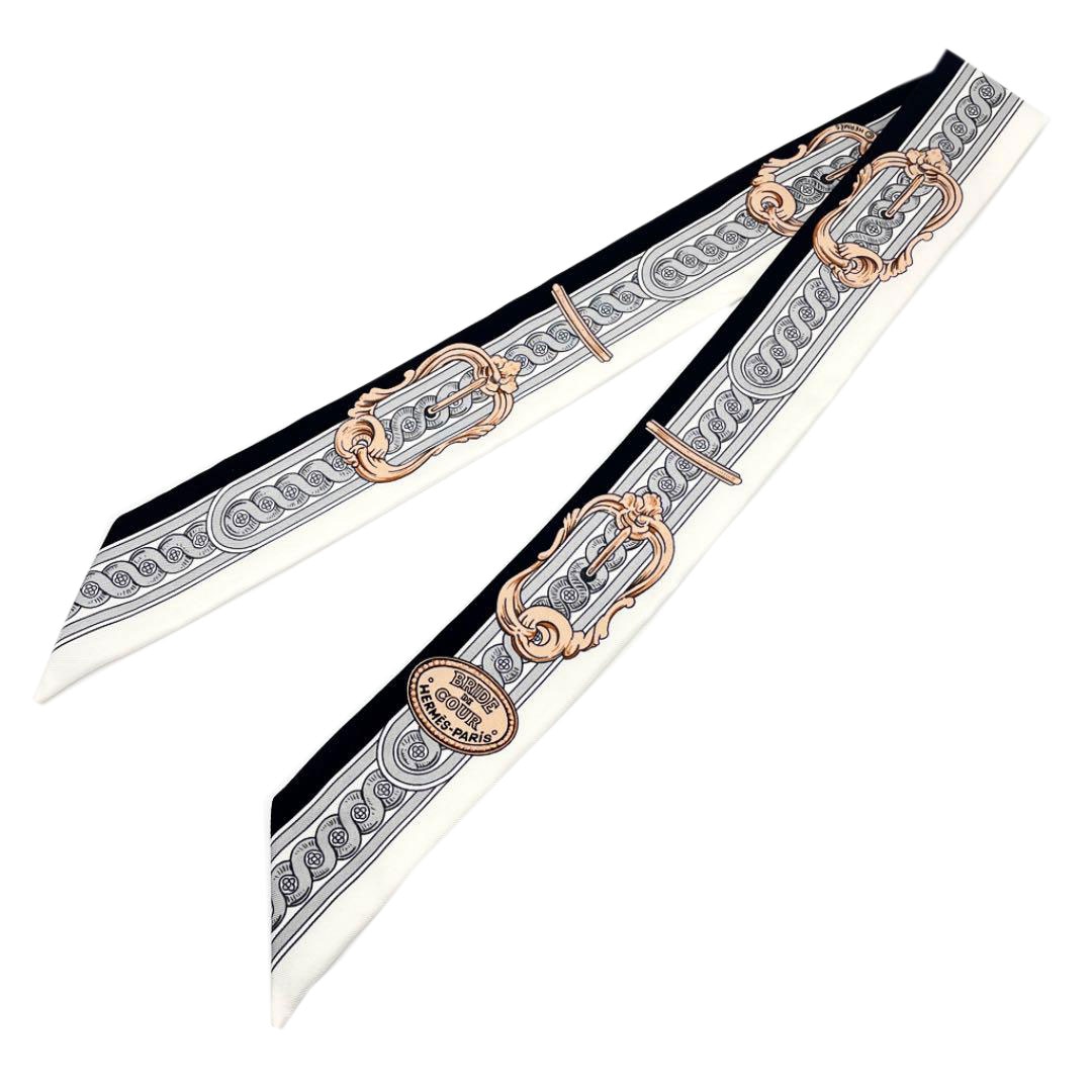 HERMES エルメス スカーフ ツイリー 『Bride de Cour(法廷の勒