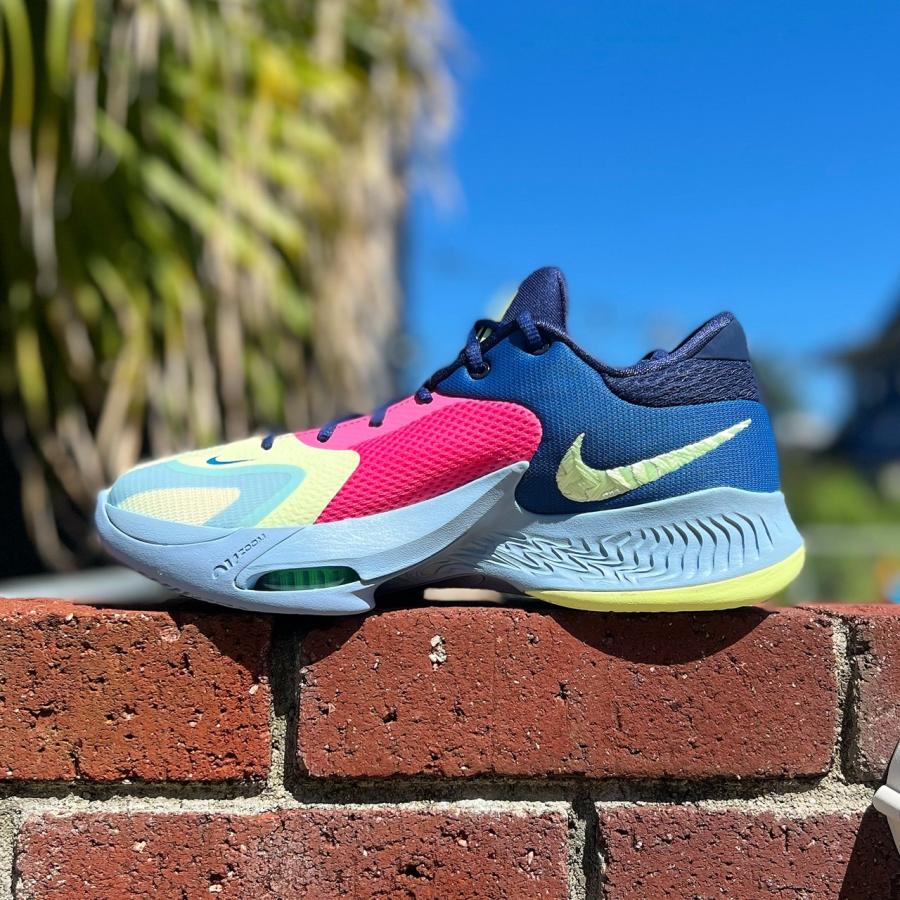 NIKE ZOOM FREAK 4 'UNBELIEVABLE' ナイキ ズーム フリーク 4 ヤニス