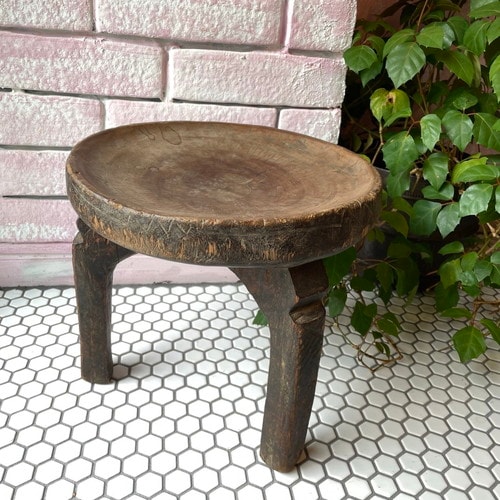 タンザニア ヘヘ族 スツール(M①) | FOLK ART,椅子 | THOUGHT OF TOKYO