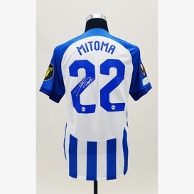 英プレミアリーグのサッカー直筆サイン入りユニフォームを販売 - THE