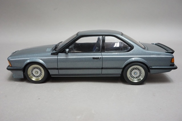 1/18 オートアート 70529 BMW M6 35 CSi with option Shadow-Line