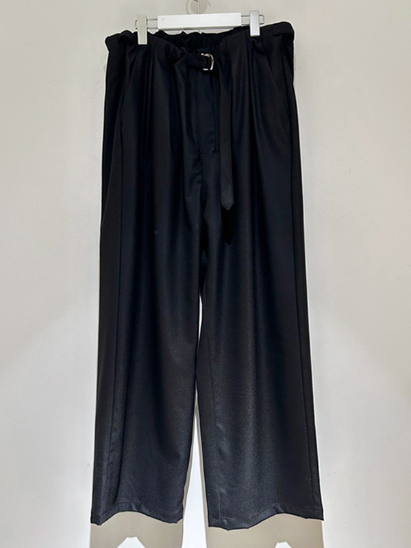 ANCELLM（アンセルム） Backsatin Beltless Slacks（バックサテン