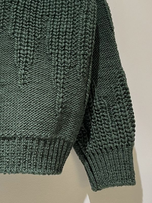 YOKE（ヨーク） Irregular knitted Crewneck Sweater（イレギュラー