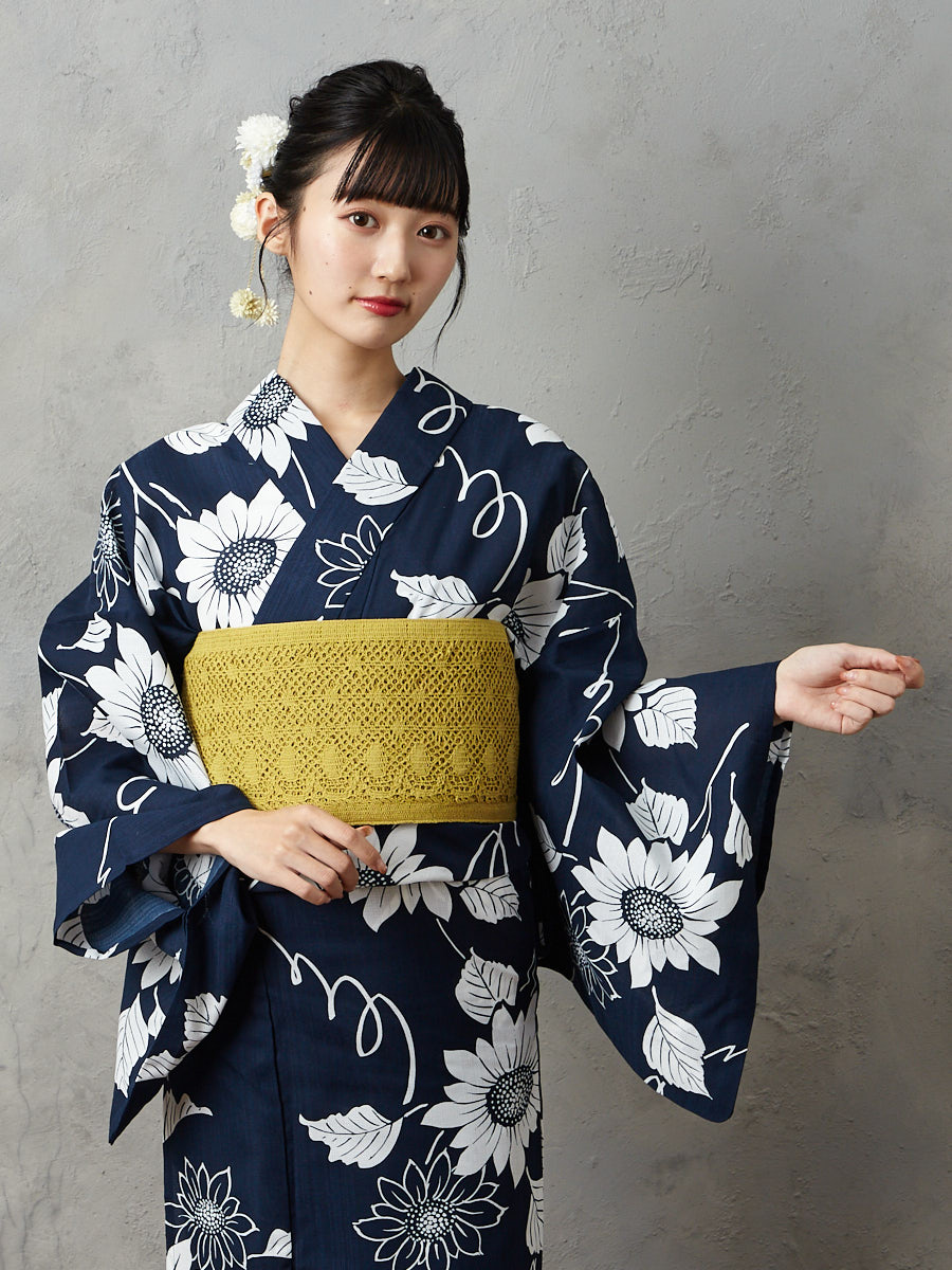 WEB限定】 ひまわり浴衣3点セット（浴衣+半巾帯+着付け冊子）(FREE