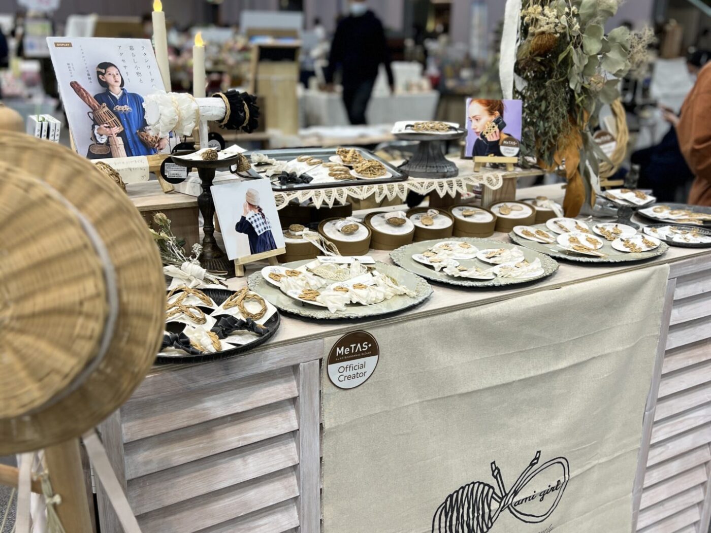 イベント什器のこと｜読みもの｜MeTAS＋（ミタス）『ハンドメイドの
