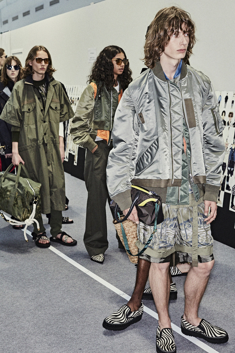 サカイ」が「サンサーフ」とコラボ MA-1やドレスなどメンズ26型