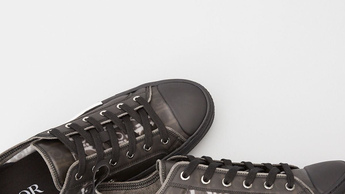 透けるブラックが美しい！ディオールのオブリーク柄スニーカーに新色