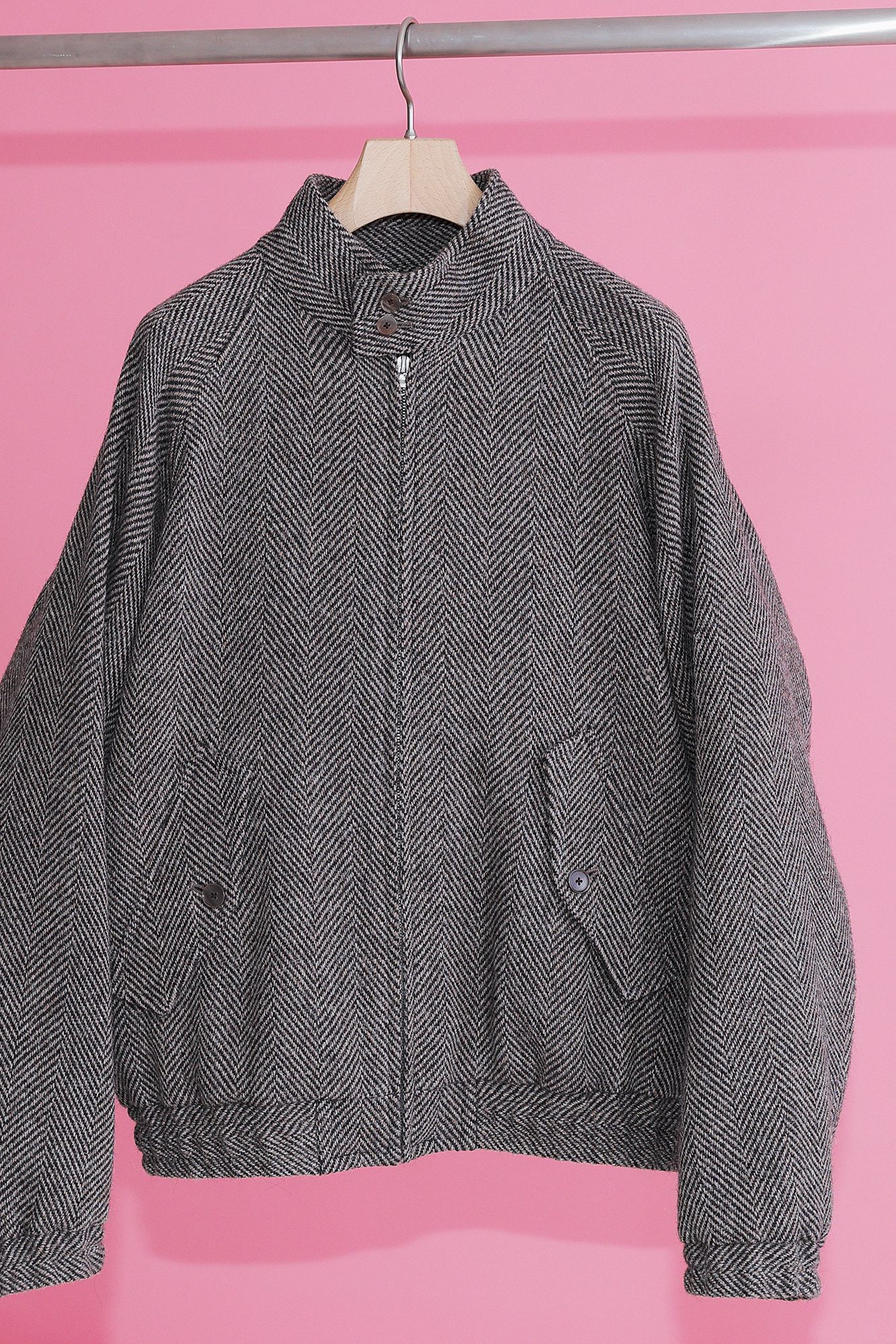 上質素材で作る柔らかい世界観のオーラリー──特集：ロングがショート