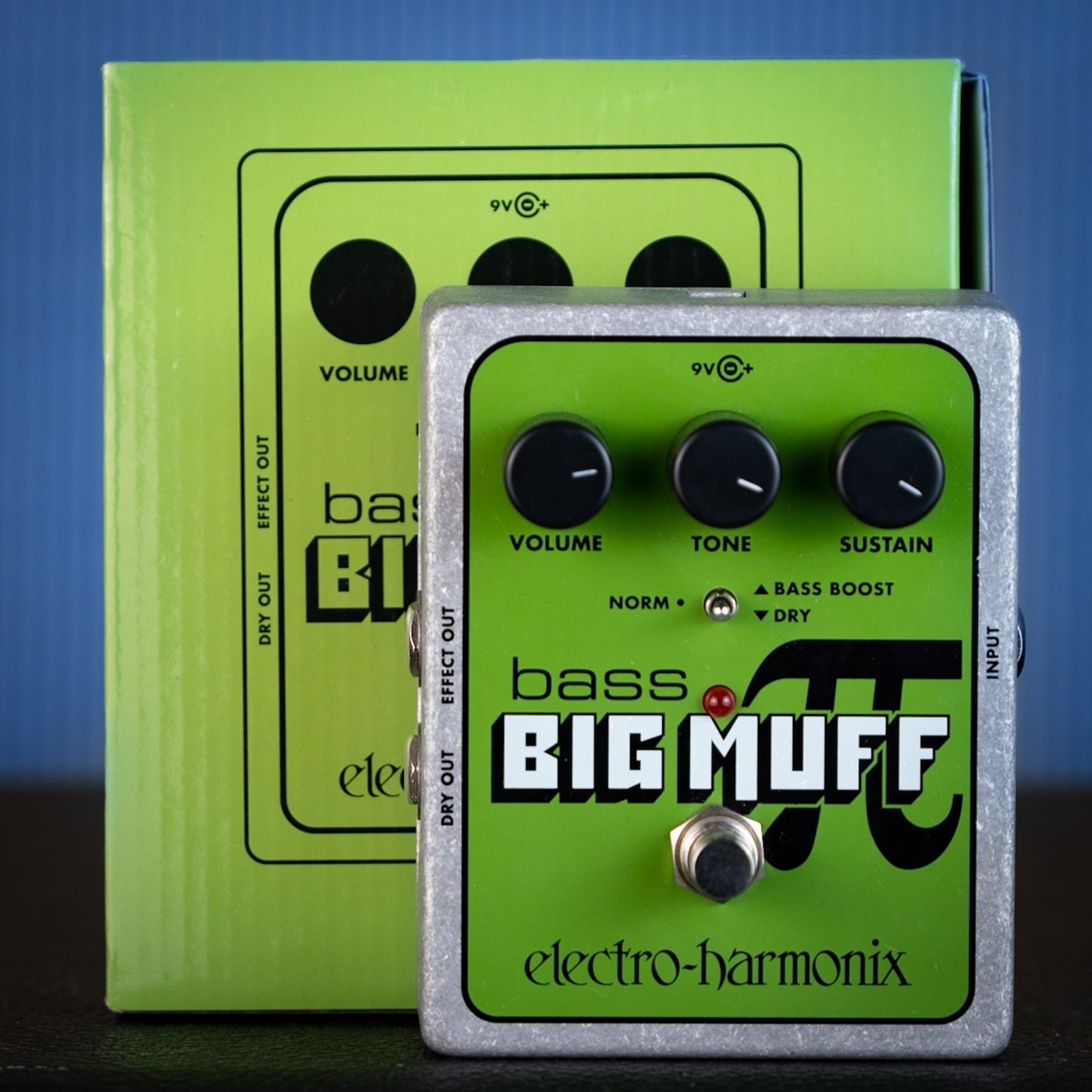 Electro-Harmonix Bass Big Muff Pi Distortion/Sustainer Pedal (new