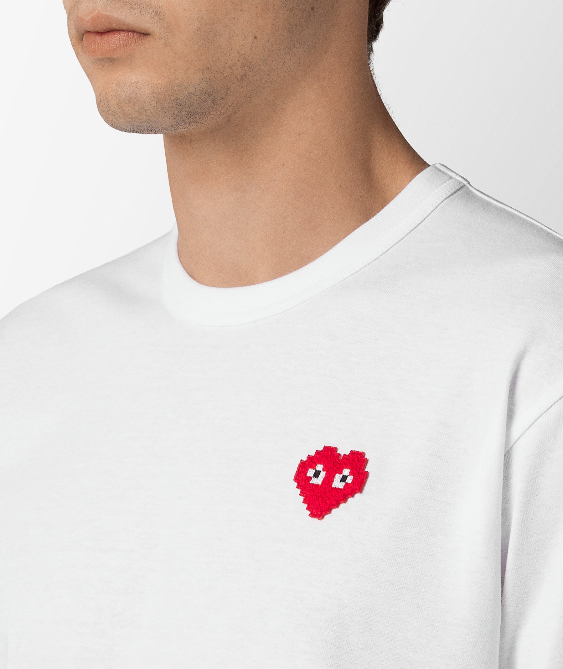Comme des Garçons Play Read Heart T-Shirt in White | SVD USA
