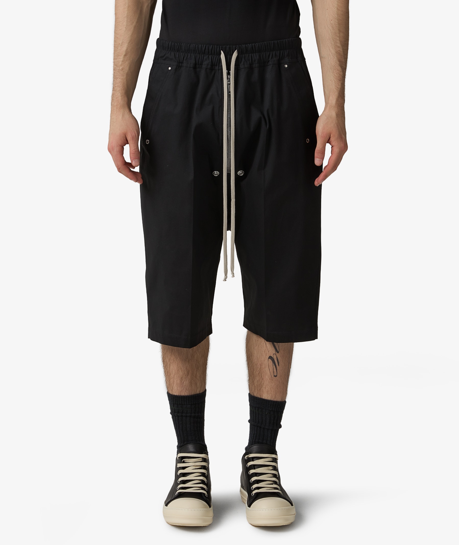 Rick Owens Bela Pods Shorts in Black | SVD USA