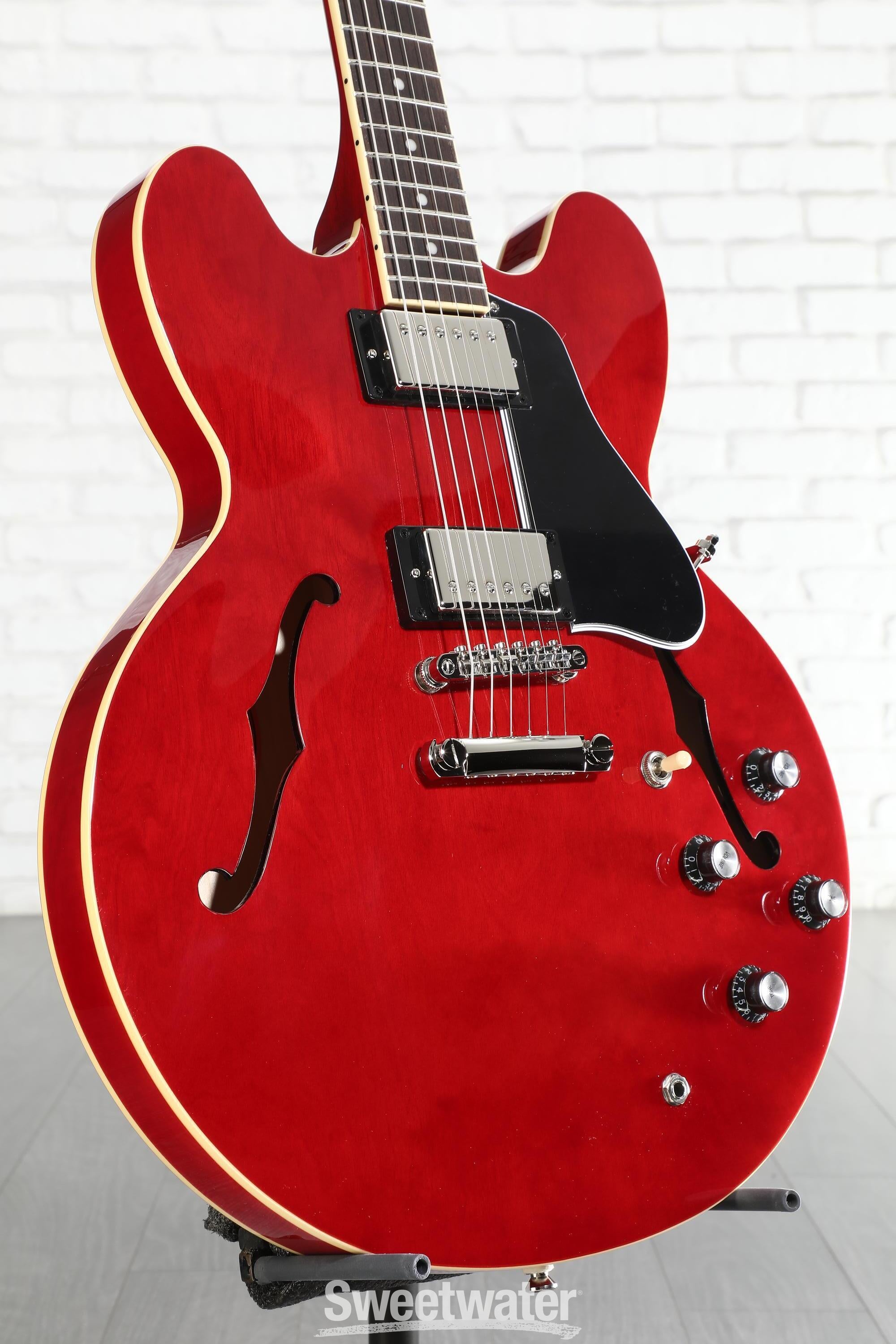Epiphone ES-335 Semi-hollowbody Electric Guitar - Cherry | Sweetwater