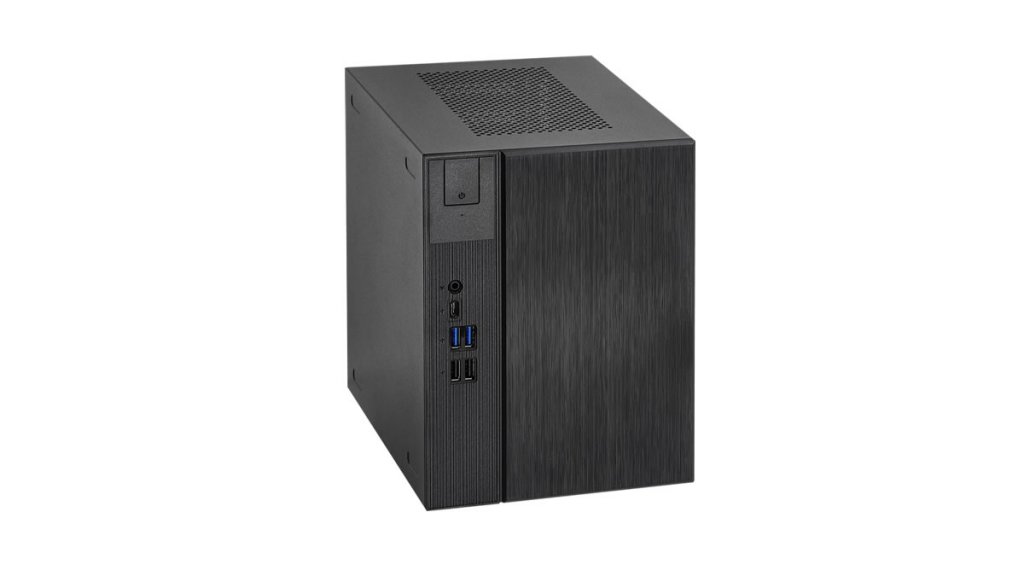 待望のソケットAM5モデル、ASRockからGPU搭載可能な8リットルサイズ