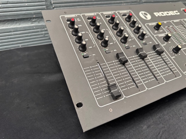 BX-9 - Rodec BX-9 - Audiofanzine