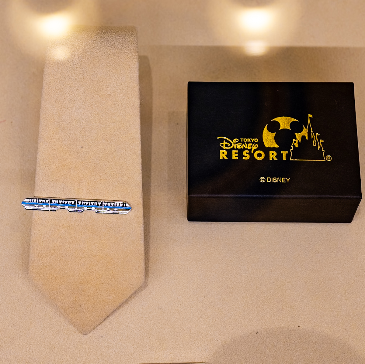 リゾートライナーデザイン！東京ディズニーランド ネクタイピン -