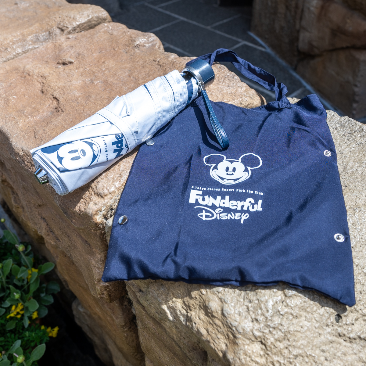 晴雨兼用で日傘にも！ファンダフル・ディズニー 折りたたみ傘（ワイド