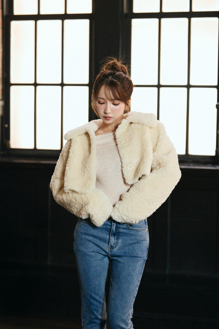 Fluffy Boa Crop Jacket - MISTREASS
