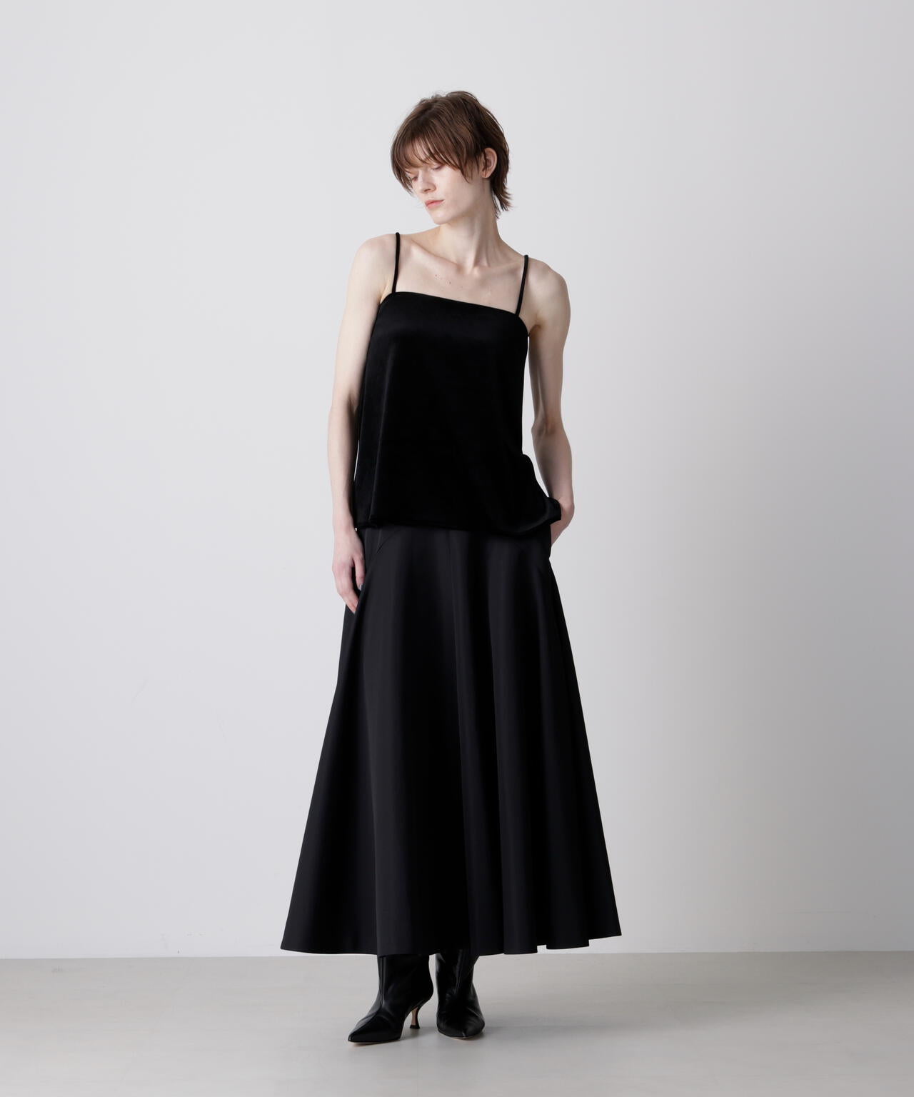 the shishikui 黒 ベロア キャミソール サイズF WEB限定】ベロア