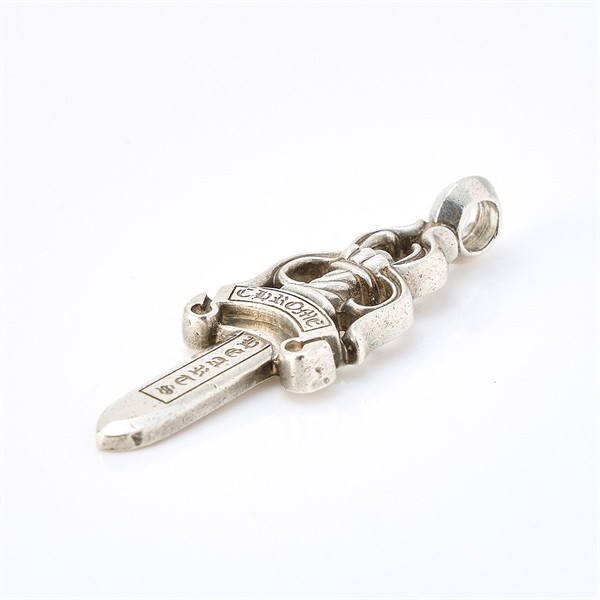 CHROME HEARTS ラージ ダガー with ベイル ペンダントトップ シルバー