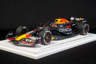 SUZUKA 別注 Spark Red Bull RB20 M. Verstappen Japanese GP 2024