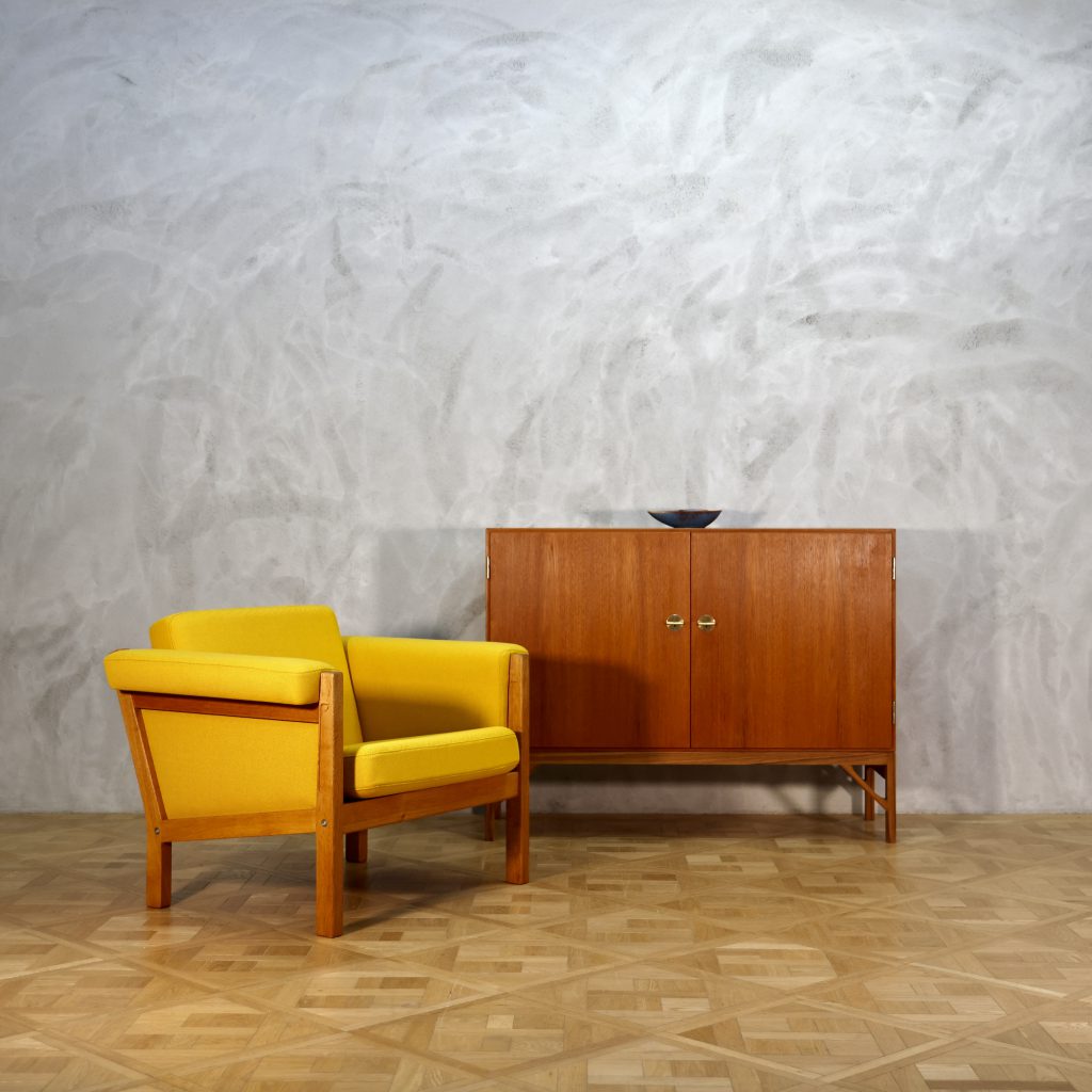 Borge Mogensen Model 232 Cabinet Teak - MOTO FURNITURE 北欧家具