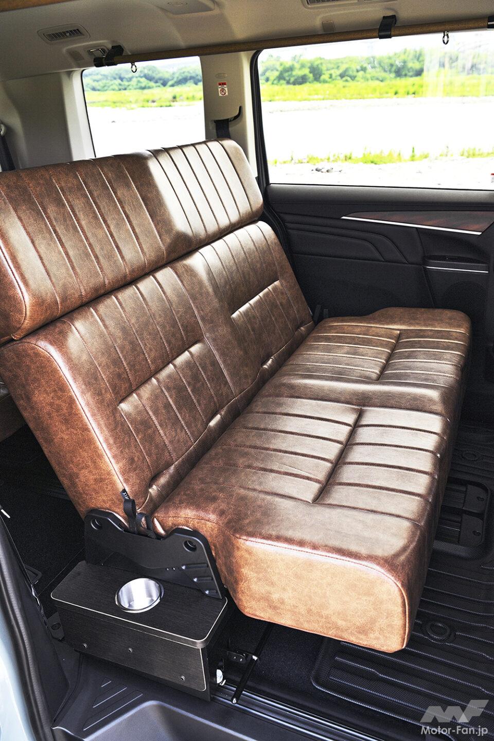 デリカD:5』専用なの!? 対面できて車中泊にも対応する便利なセカンド