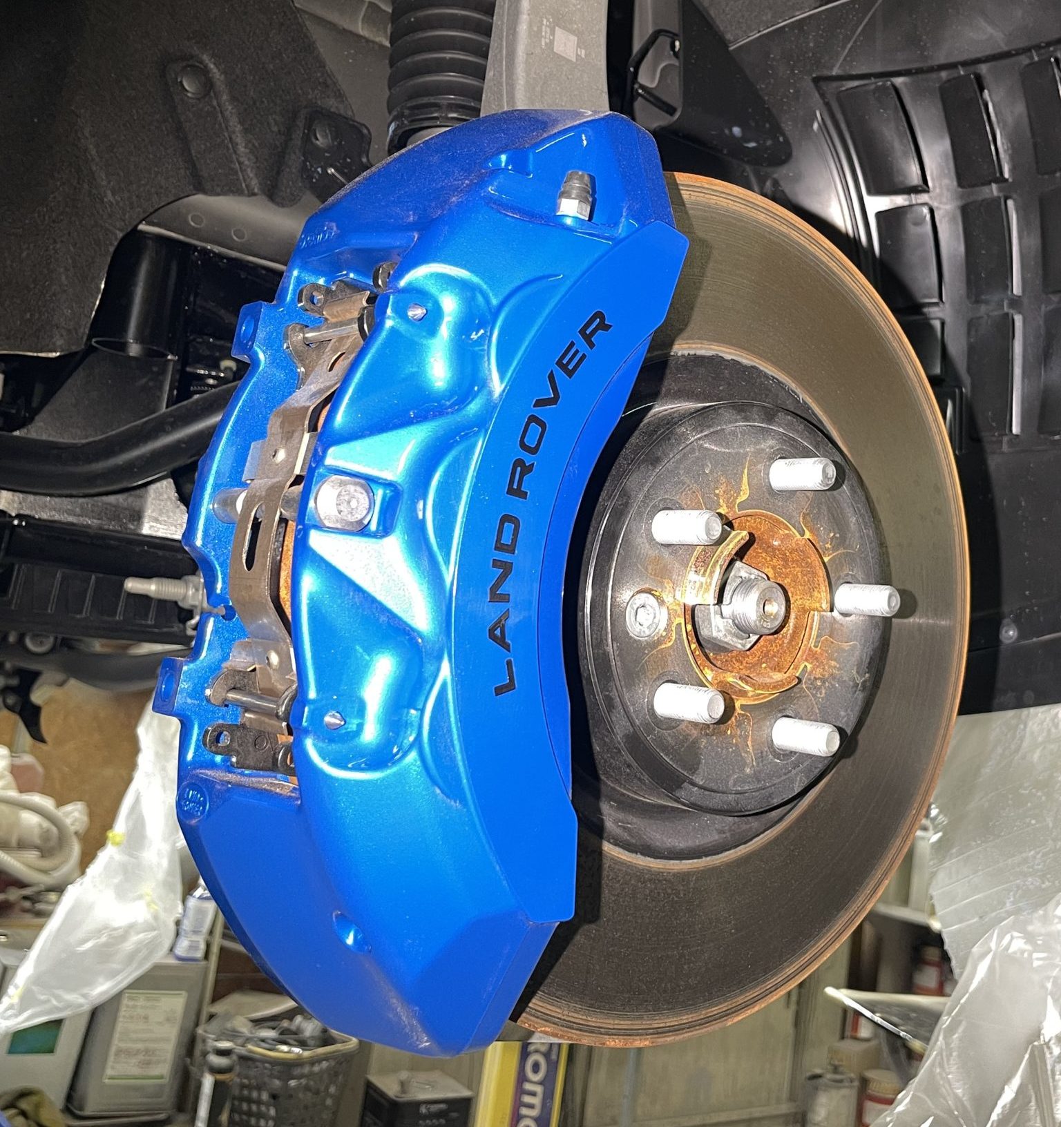 2023年モデル新車✨ランドローバー🚙ディフェンダー㊗️キャリパー塗装