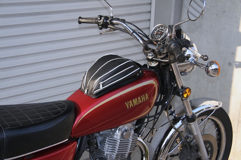 バイクタンク 赤 ストライプデザイン sr400 【公式通販】