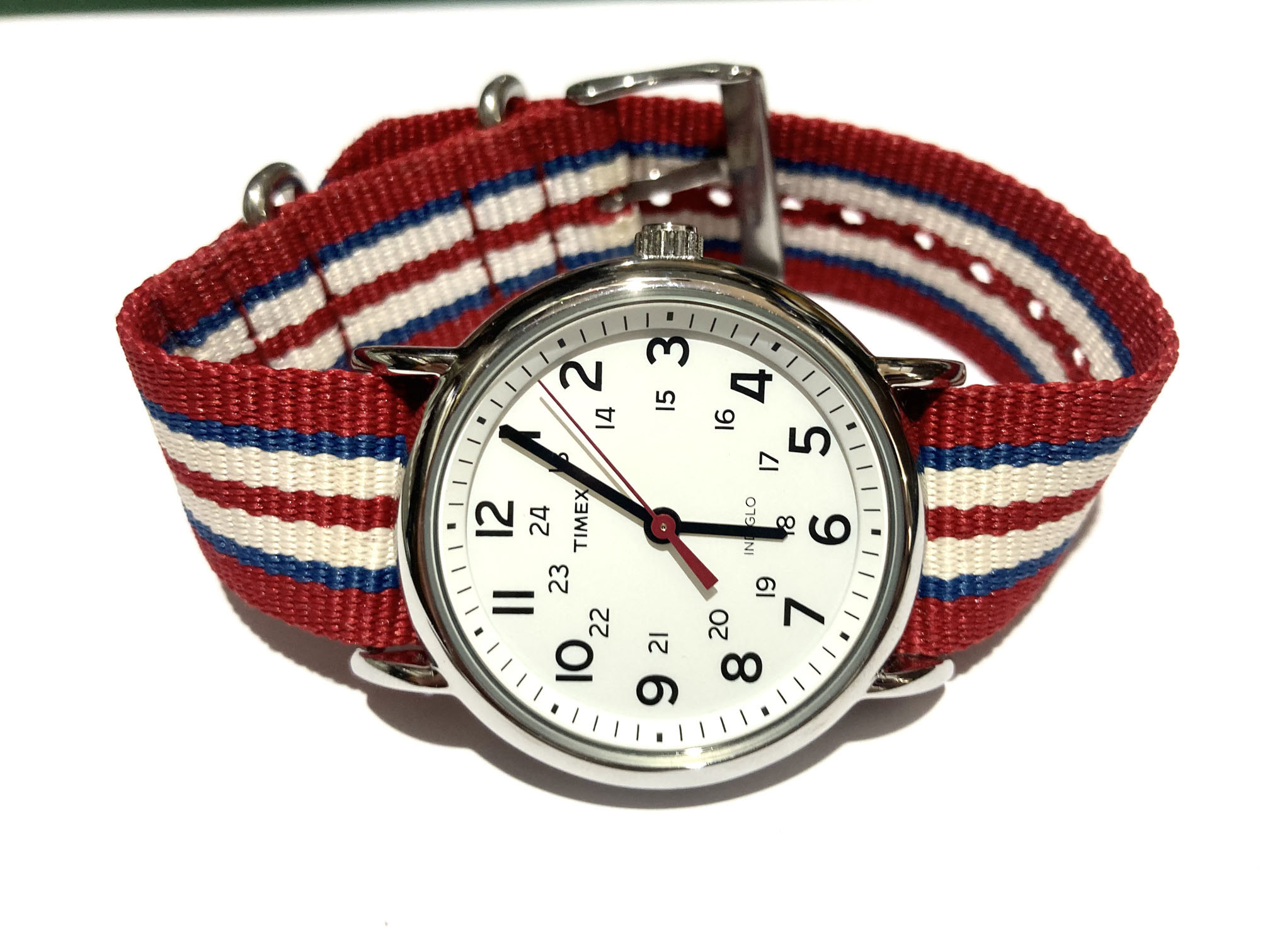 TIMEX（タイメックス）の電池交換：迅速・安全・手頃な価格のサービス