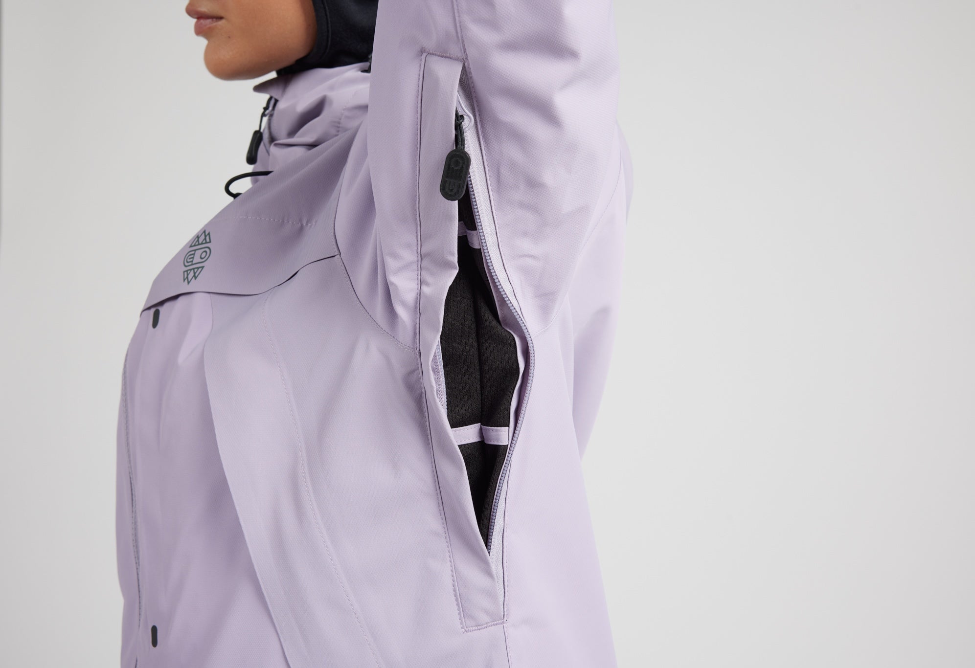 Sassy Beast Jacket – Airblaster