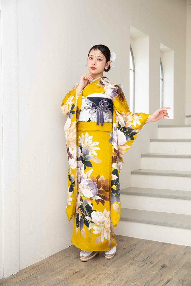 アルファクラブ武蔵野の振袖 /黄色/レトロ/花柄/ 振袖 | My振袖
