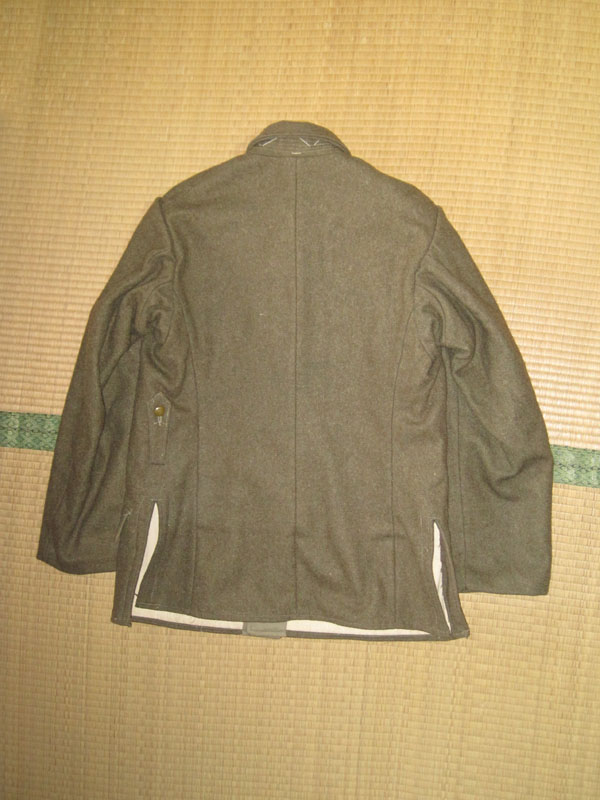 毛布の如き羅紗の厚み ～ 日本陸軍 九八式軍衣／三式軍衣袴 (冬衣
