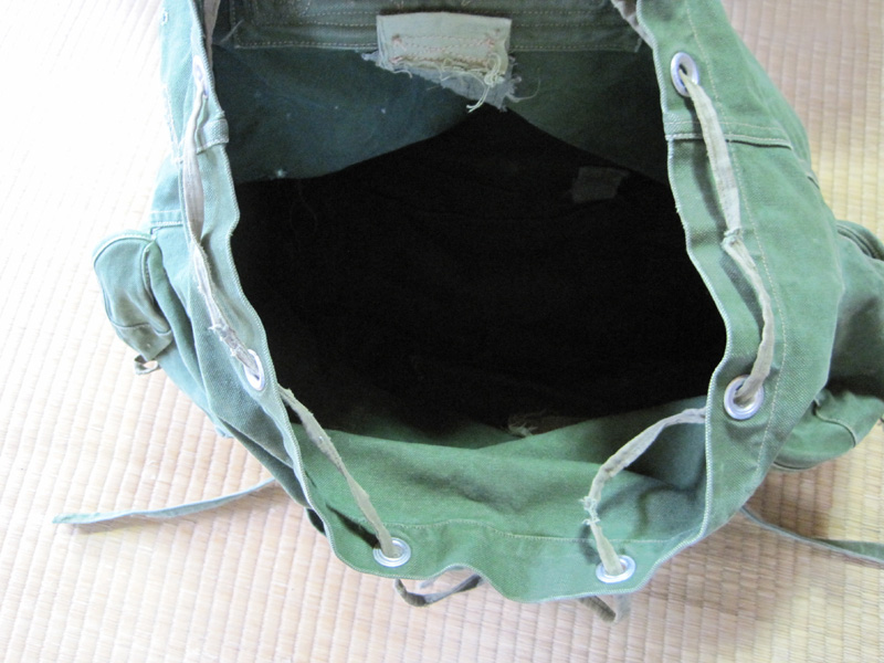 現代にも受け継がれる優れたデザイン ～ 北ベトナム軍 リュックサック