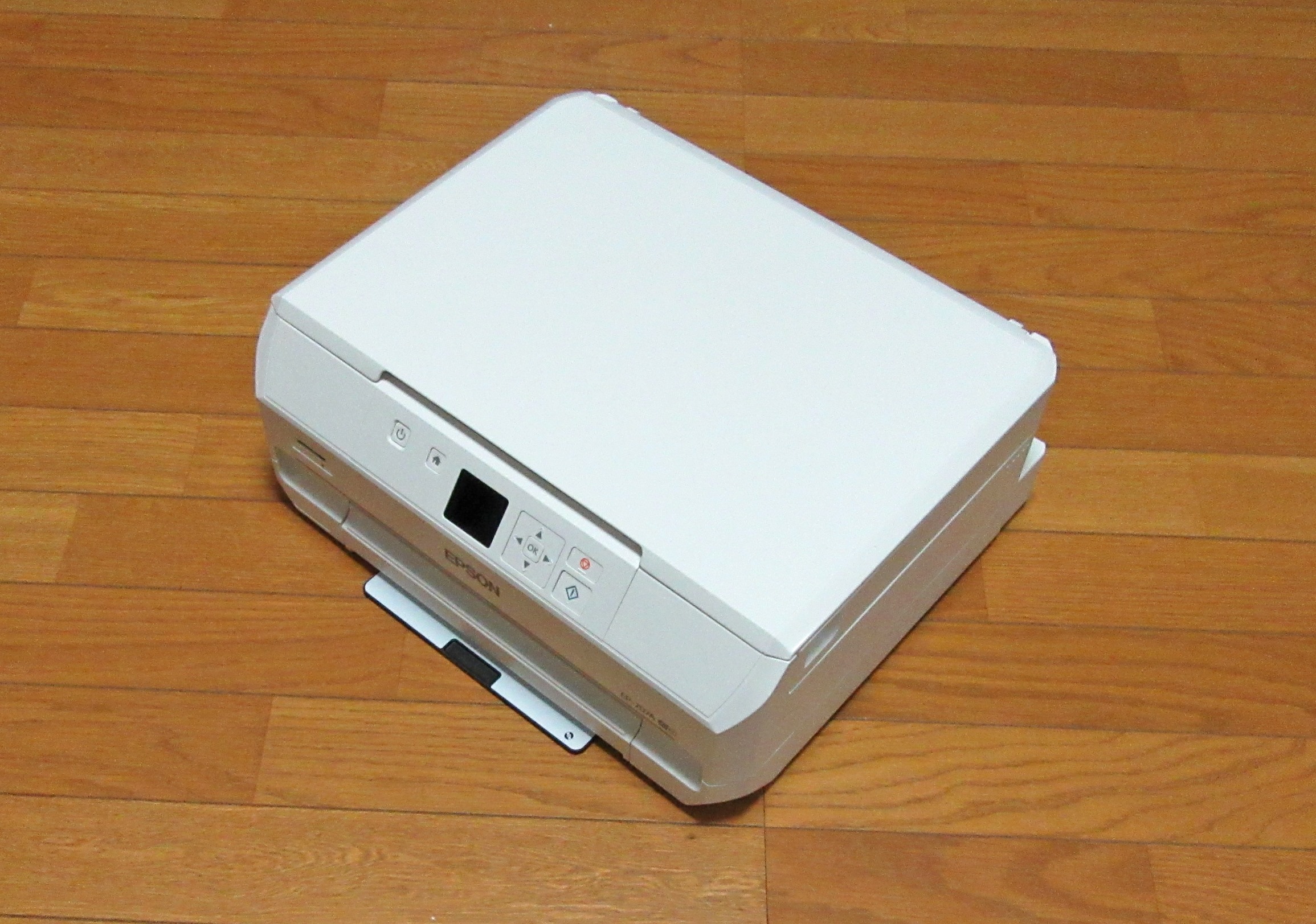 1万円強で買えるエプソンのインクジェットプリンター複合機カラリオを購入