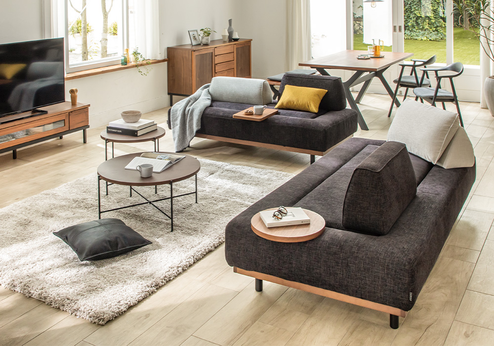 どんな場所にも使いやすい！ ベンチソファをおしゃれな空間創りに活か