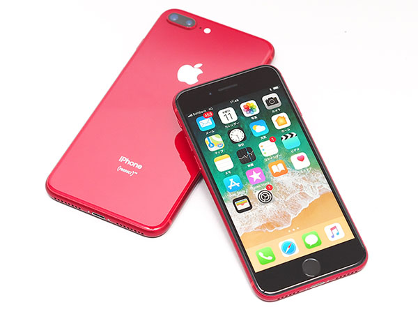 真っ赤なiPhone 8/8 Plusを入手、深い赤と強い光沢がオトナ好み | マイ