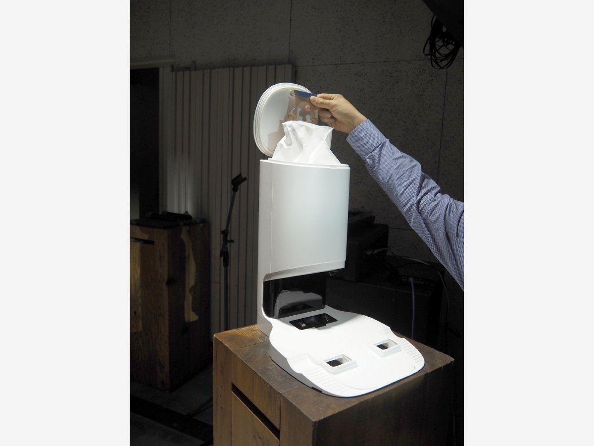 エコバックスの新型ロボット掃除機「DEEBOT T9」、吸引掃除と水拭きが