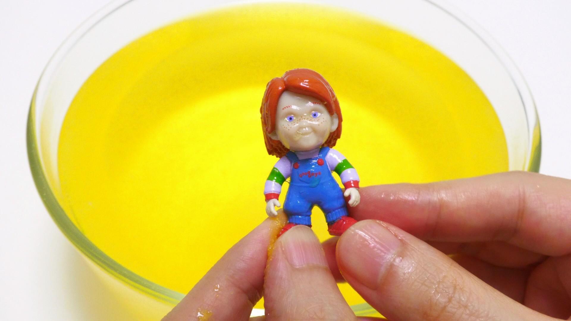 面白グッズ】ハロウィンの夜は凶悪人形と一緒にお風呂に入ろう