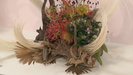 いけばな池坊 松月堂古流 伝統生け花 銅花器 花瓶 剣山た付き いけばな